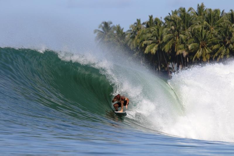 Oseda Nias Surf House Hotel Hilibotodane Exterior photo